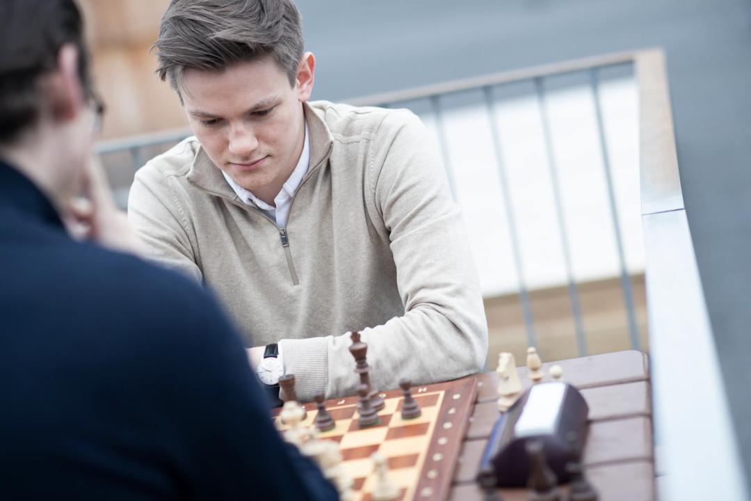 Lucas Ranaldi som ser konsentrert ut
