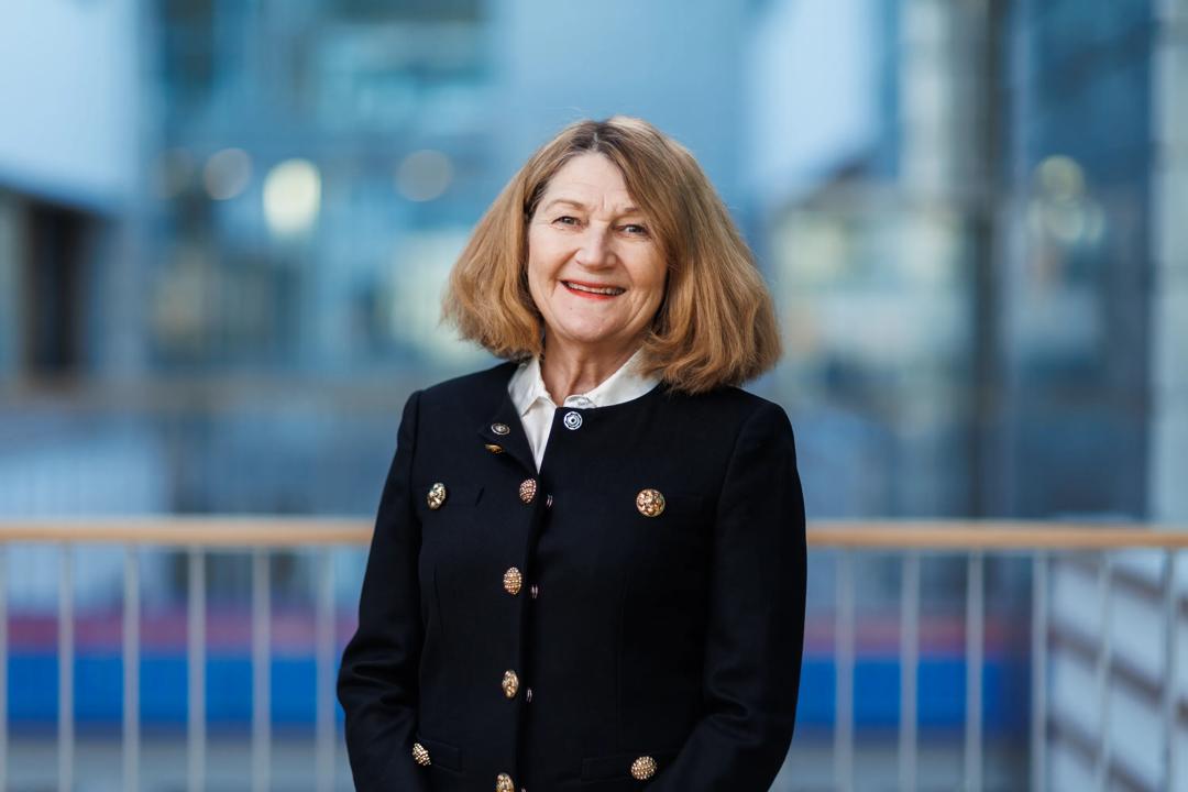 Portrett av Susanne Thore på campus