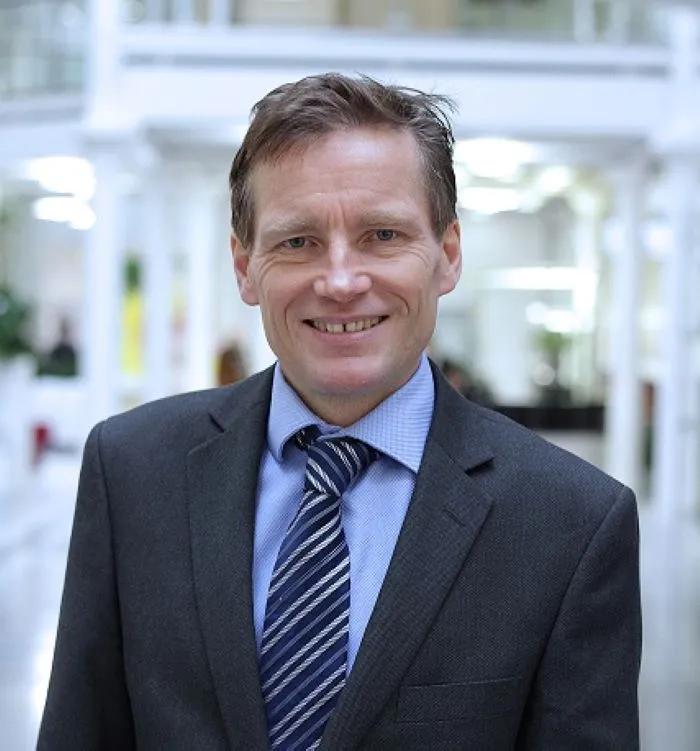 Robert Næss