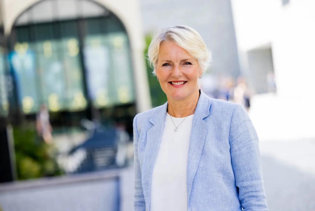 Kjersti Fløgstad fotografert av Sturlason, Nobels Fredssenter