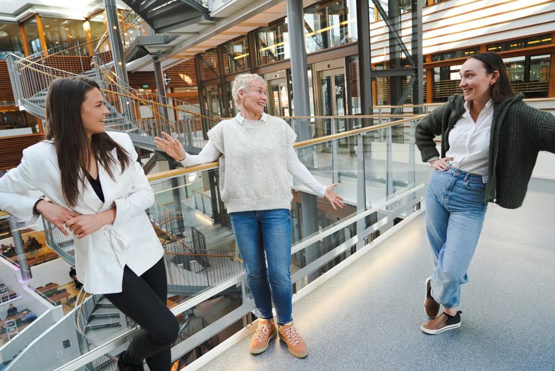 Gloria Vitaly, Marte Nystad Rise og Kari Kværner