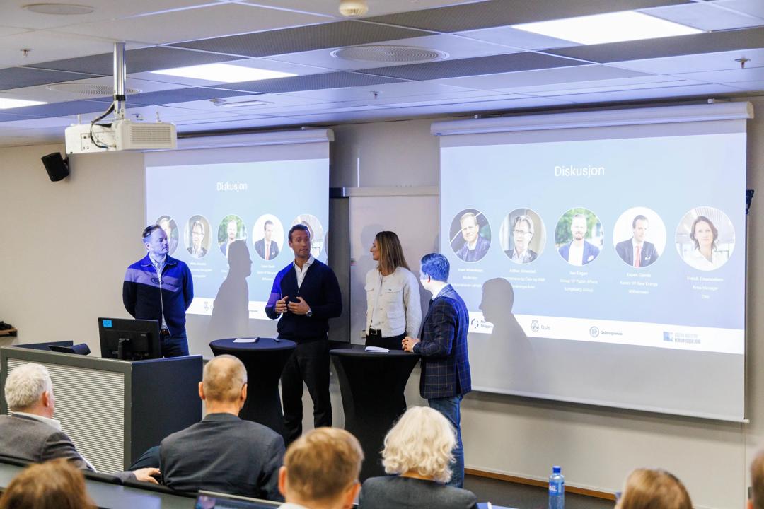 From the event. Image of some of the speakers during the event. Photographed by Adrian Vaagsnes, BI Norwegian Business School.