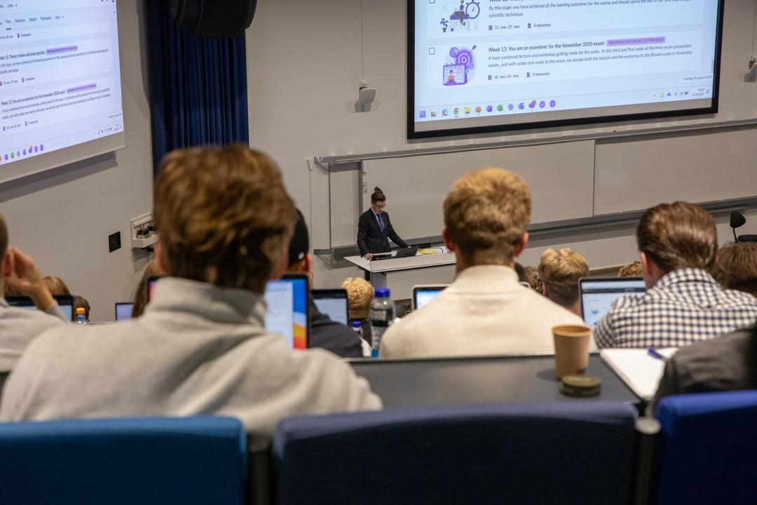Studenter i forelesning ved Handelshøyskolen BI
