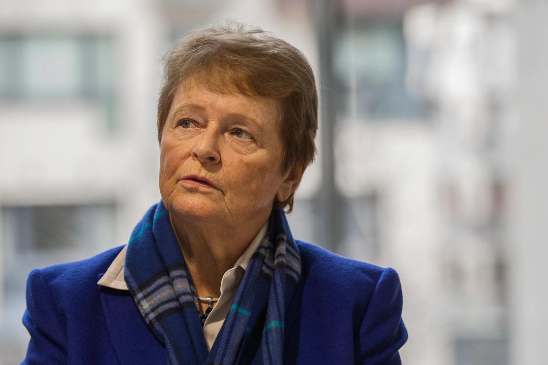 Det manglet ikke på advarsler om at verden kunne rammes av en pandemi, blant annet fra Gro Harlem Brundtland, som ledet et arbeid om temaet for Verdensbanken og WHO. (Bildet er fra da hun gjestet Åpent Forum på BI med Gudmund Hernes.)