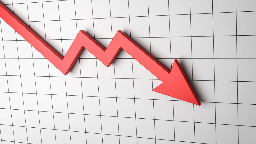 Arrow on chart pointing downwards