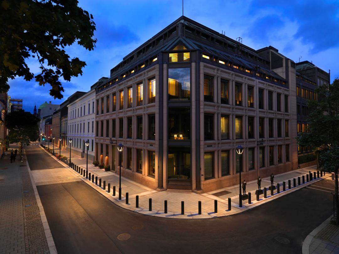 Norges Bank på kveldstid
