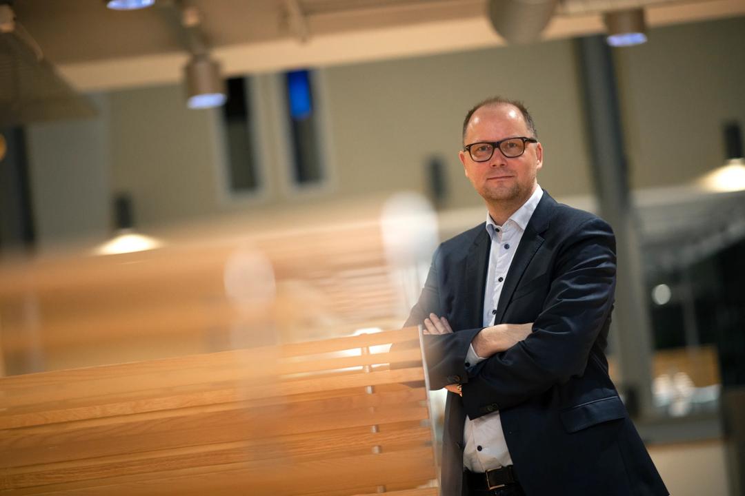 Ikke undervurder betydningen av problemløsingen og kunnskapsdelingen som foregår i og på tvers av praksisfellesskapene under covid-19-pandemien!, skriver Bjørn Erik Mørk.