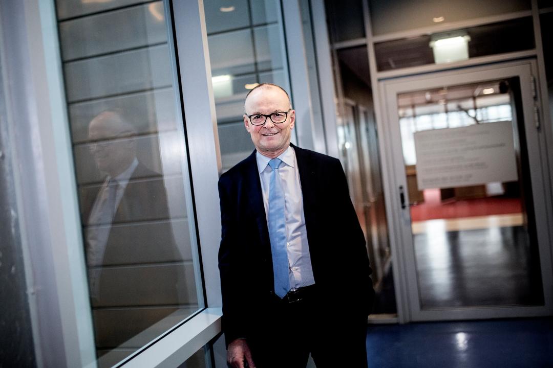 Norske kommuner trenger ikke velge mellom sammenslåing og alenegang. Det finnes en tredje vei, skriver Tom Colbjørnsen (bildet).