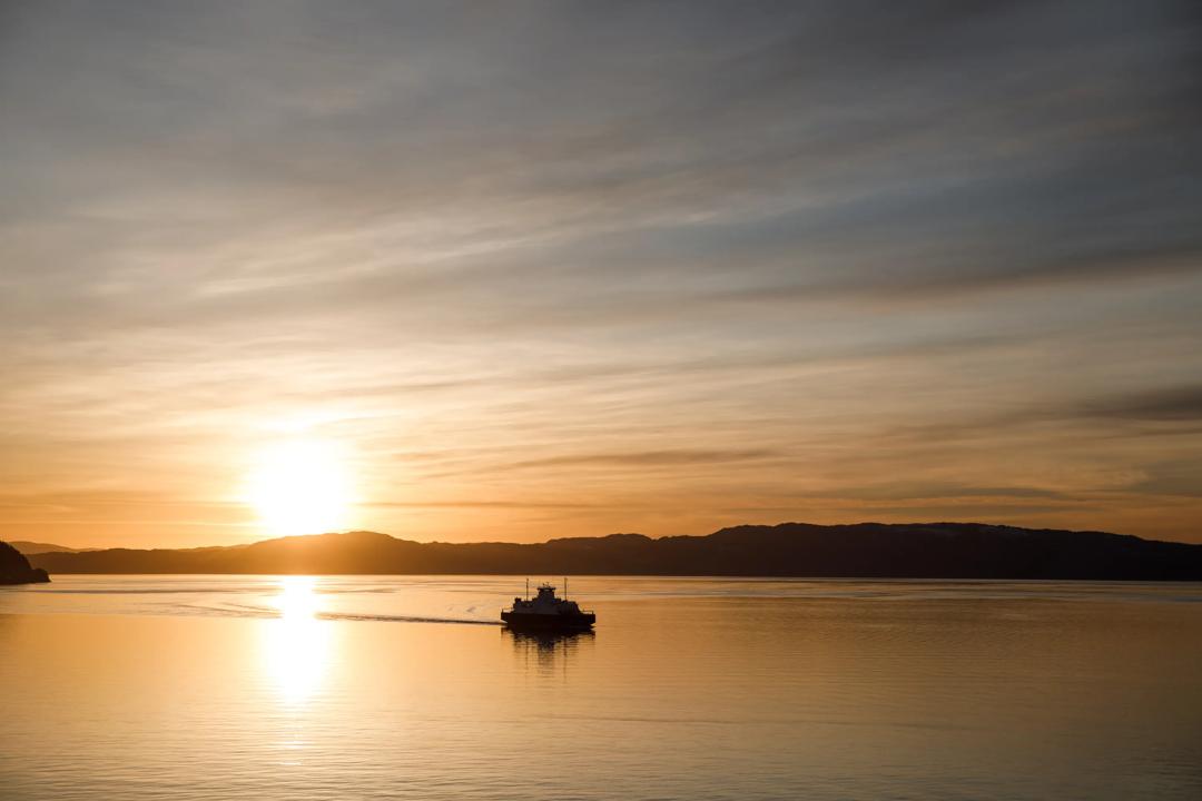 Ocean with sun set